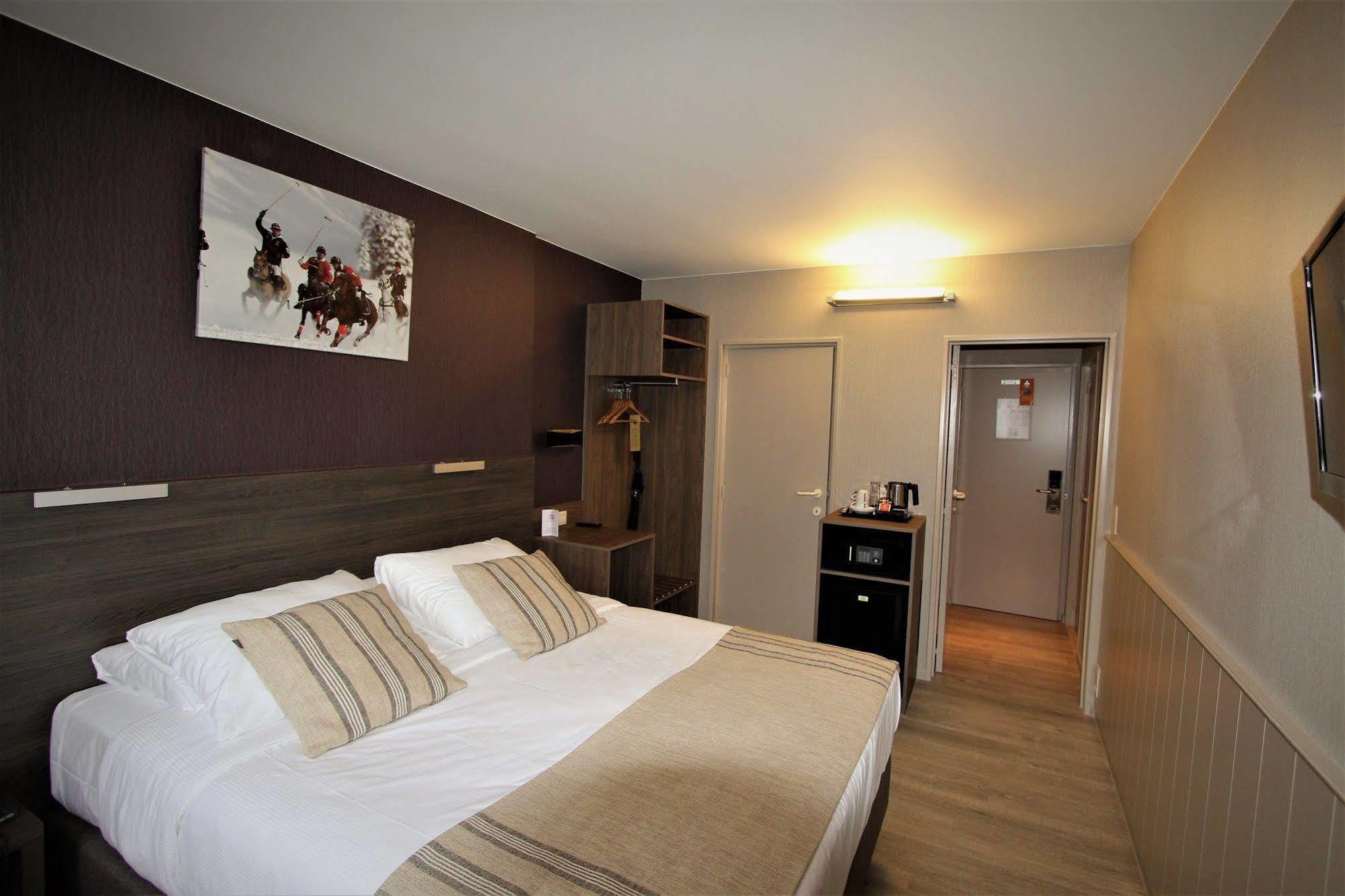 Hotel Auberge St. Pol Knokke-Heist Exterior photo